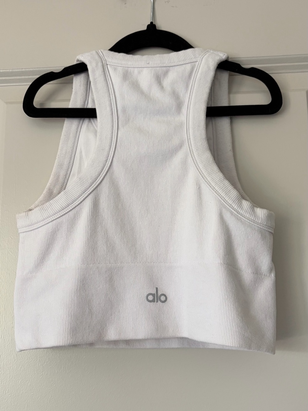 ALO Yoga Seamless Delight White Ribbed Racerback Crop Top
